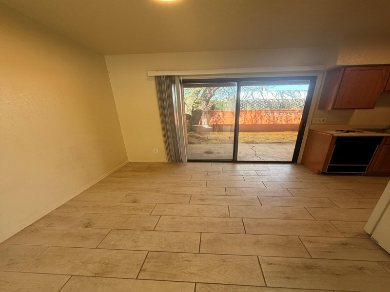 3420 E Flower St #4, Tucson, Arizona 85716, 2 Bedrooms Bedrooms, ,2 BathroomsBathrooms,Townhouse,For Rent,E Flower St #4,2886