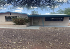 5743 E 1st St Tucson AZ 85711, Arizona, 3 Bedrooms Bedrooms, ,2 BathroomsBathrooms,Home,For Rent,5743 E 1st St Tucson AZ 85711,2894