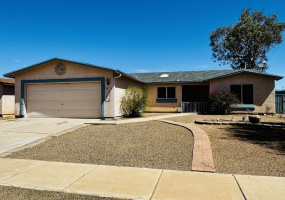 9811 E Stonehaven Way, Tucosn, Arizona 85747, 3 Bedrooms Bedrooms, ,2 BathroomsBathrooms,Home,For Rent,E Stonehaven Way,2898