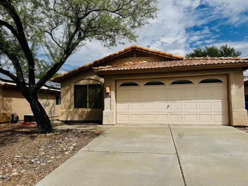 9247 E Corte Arroyo Norte, Arizona 85710, 3 Bedrooms Bedrooms, ,2 BathroomsBathrooms,Home,For Rent,9247 E Corte Arroyo Norte,2905
