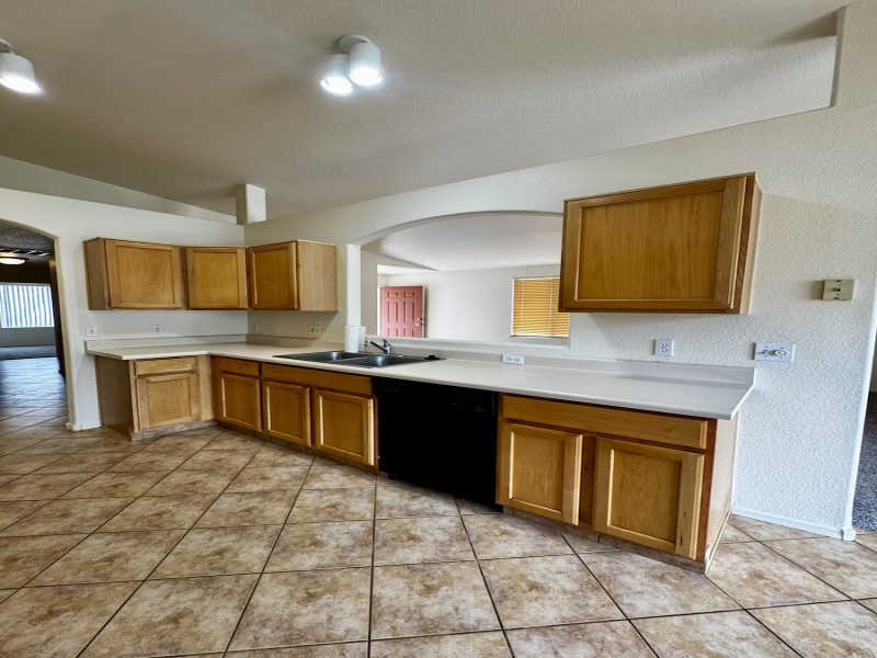 9247 E Corte Arroyo Norte, Arizona 85710, 3 Bedrooms Bedrooms, ,2 BathroomsBathrooms,Home,For Rent,9247 E Corte Arroyo Norte,2905