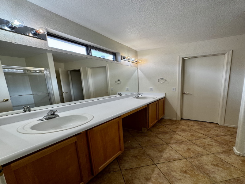 9247 E Corte Arroyo Norte, Arizona 85710, 3 Bedrooms Bedrooms, ,2 BathroomsBathrooms,Home,For Rent,9247 E Corte Arroyo Norte,2905