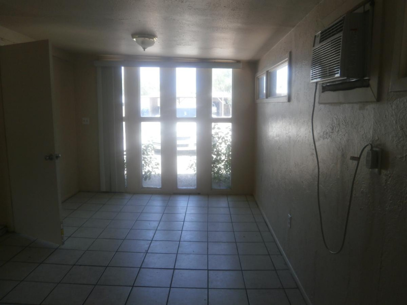 832 E Waverly St unit 1, Tucson, Arizona 85719, 4 Bedrooms Bedrooms, ,1 BathroomBathrooms,Home,For Rent,E Waverly St unit 1,1042