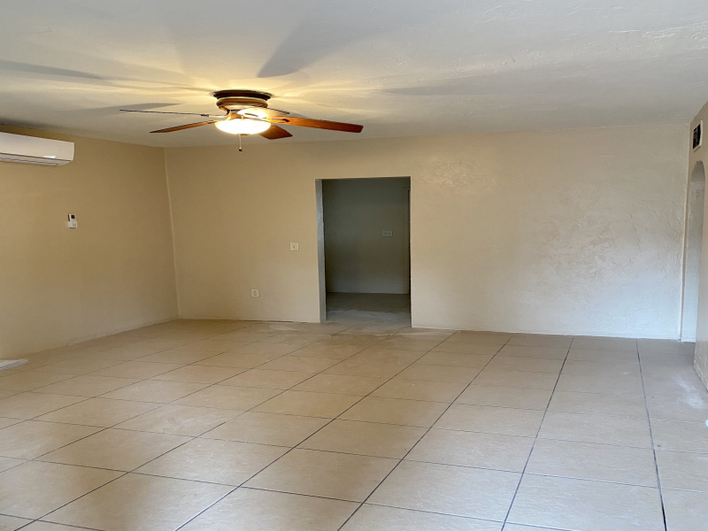 2233 Columbus Boulevard, Tucson, Arizona 85712, 1 Bedroom Bedrooms, ,1 BathroomBathrooms,Duplex,For Rent,Columbus,1664