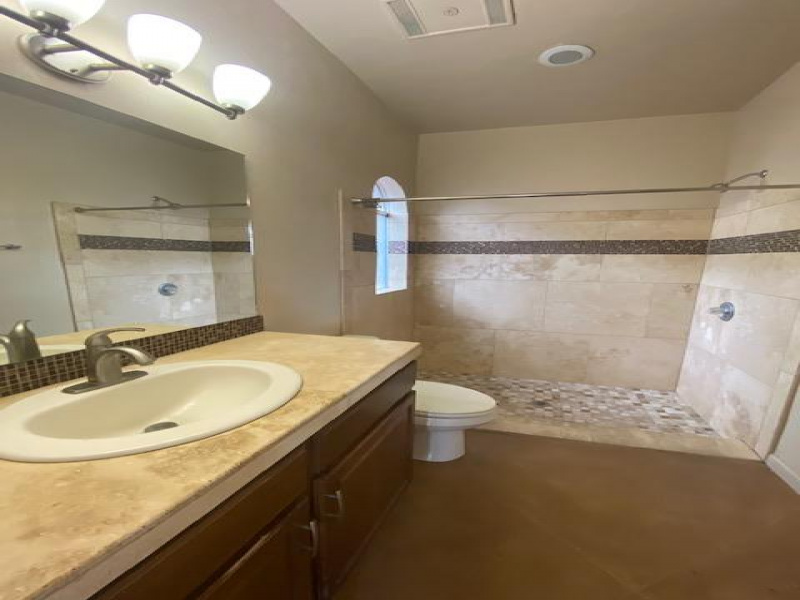 2004 E 8th St, Tucson, Arizona 85719, 5 Bedrooms Bedrooms, ,4 BathroomsBathrooms,Home,For Rent,E 8th St,1685