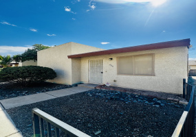 905 E Adams St, Tucson, Arizona 85719, 2 Bedrooms Bedrooms, ,2 BathroomsBathrooms,Condo,For Rent,E Adams St,1783
