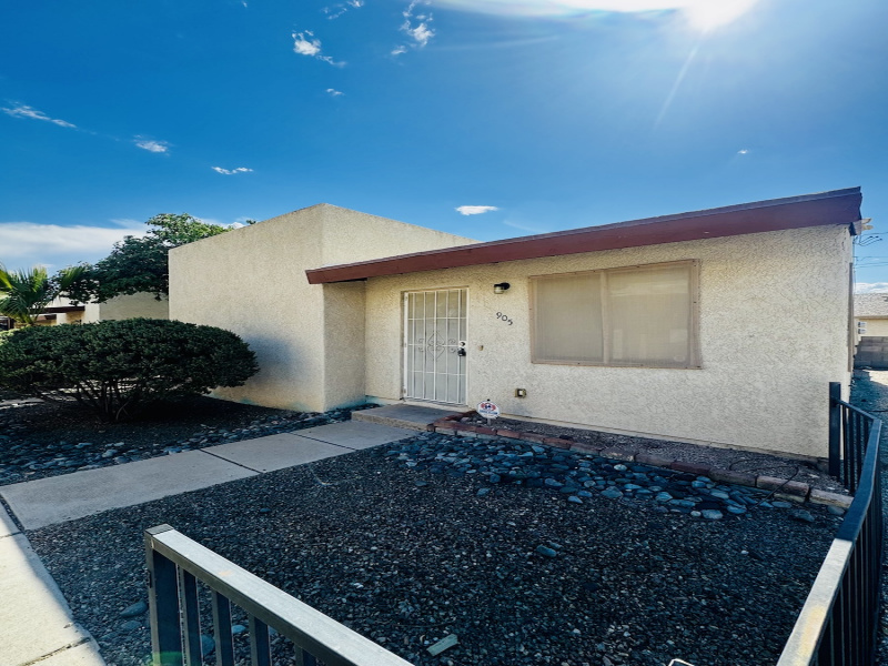 905 E Adams St, Tucson, Arizona 85719, 2 Bedrooms Bedrooms, ,2 BathroomsBathrooms,Condo,For Rent,E Adams St,1783