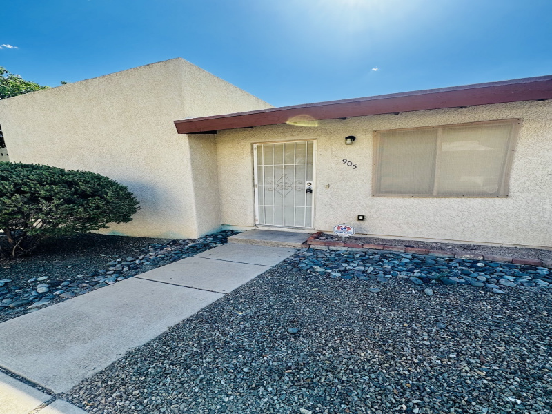 905 E Adams St, Tucson, Arizona 85719, 2 Bedrooms Bedrooms, ,2 BathroomsBathrooms,Condo,For Rent,E Adams St,1783