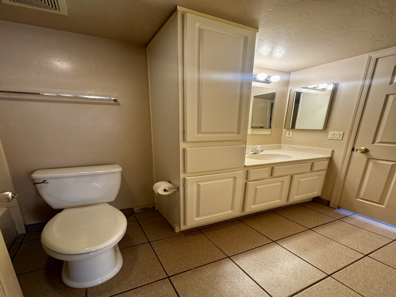 905 E Adams St, Tucson, Arizona 85719, 2 Bedrooms Bedrooms, ,2 BathroomsBathrooms,Condo,For Rent,E Adams St,1783
